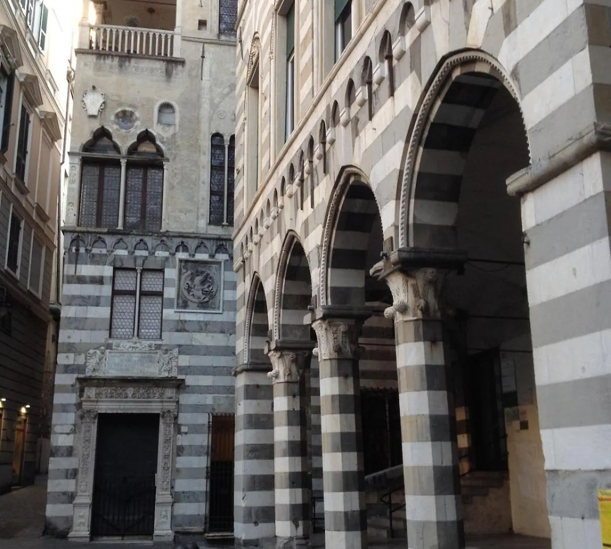 Canneto, Really Downtown 2 Genoa Apartment